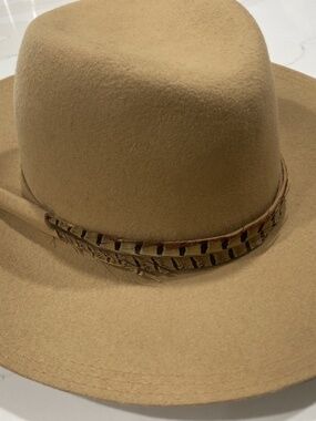 Doeskin by Geo W. Bollman Hat Vintage 100% Wool Hat with wrap around feather
